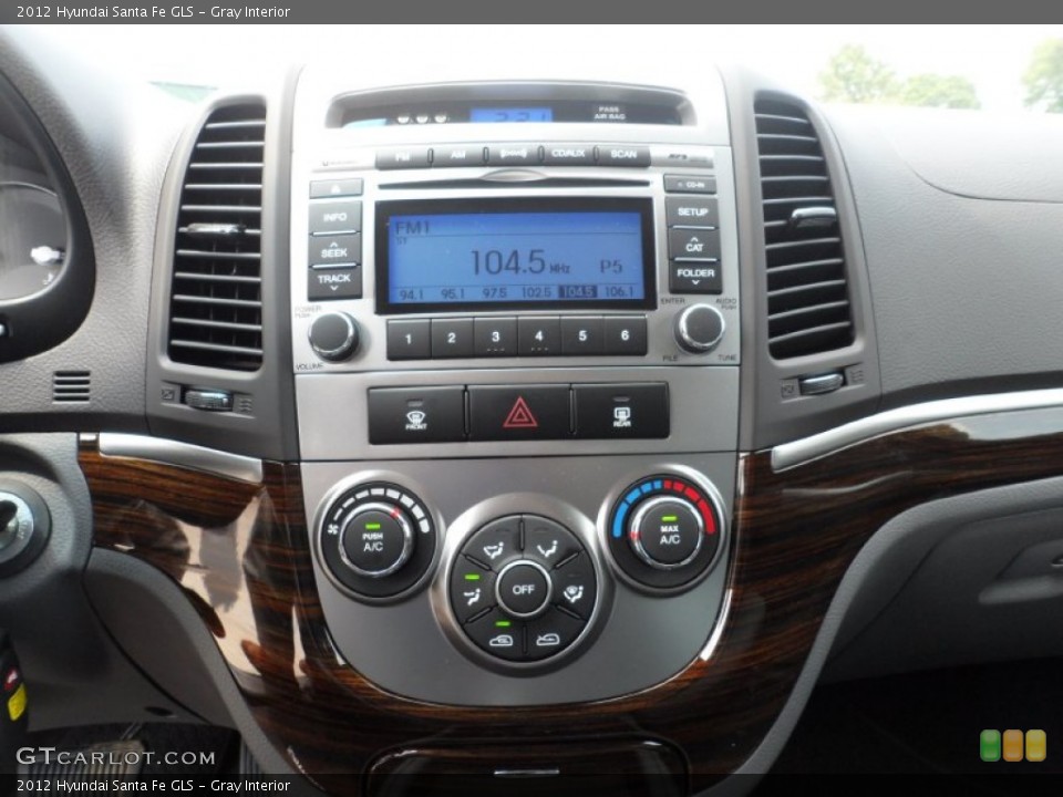 Gray Interior Controls for the 2012 Hyundai Santa Fe GLS #53612406