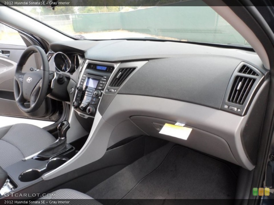 Gray Interior Dashboard for the 2012 Hyundai Sonata SE #53612739