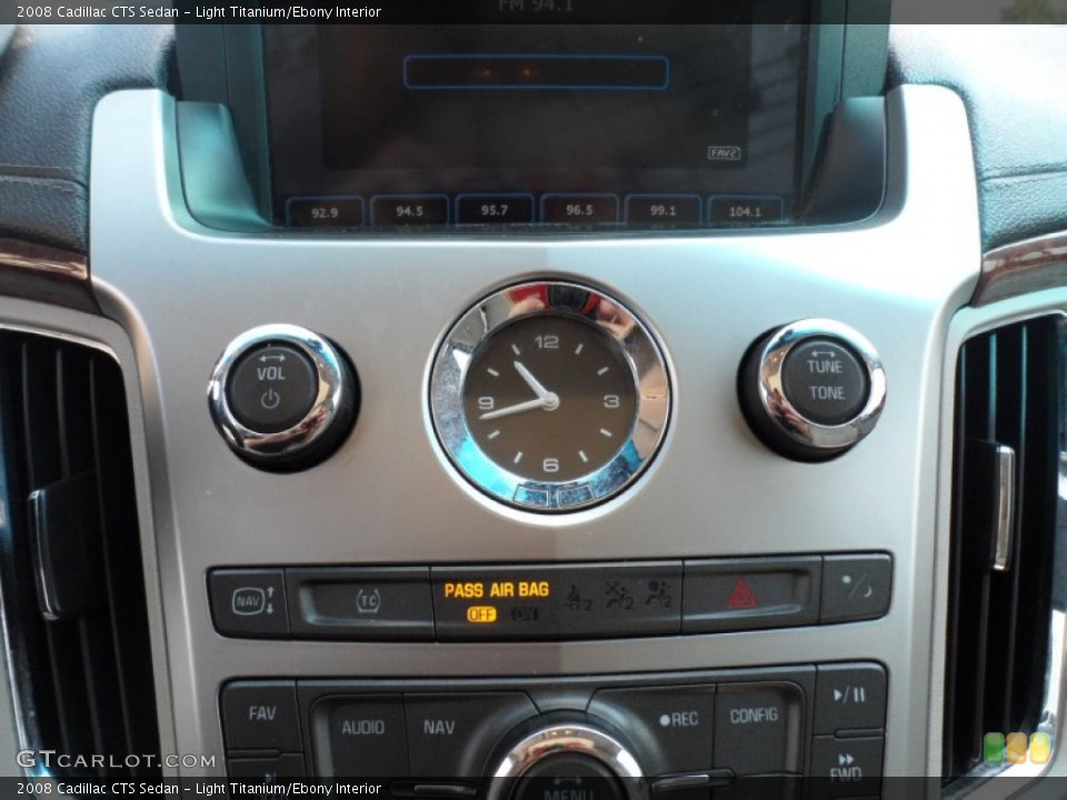 Light Titanium/Ebony Interior Controls for the 2008 Cadillac CTS Sedan #53620527
