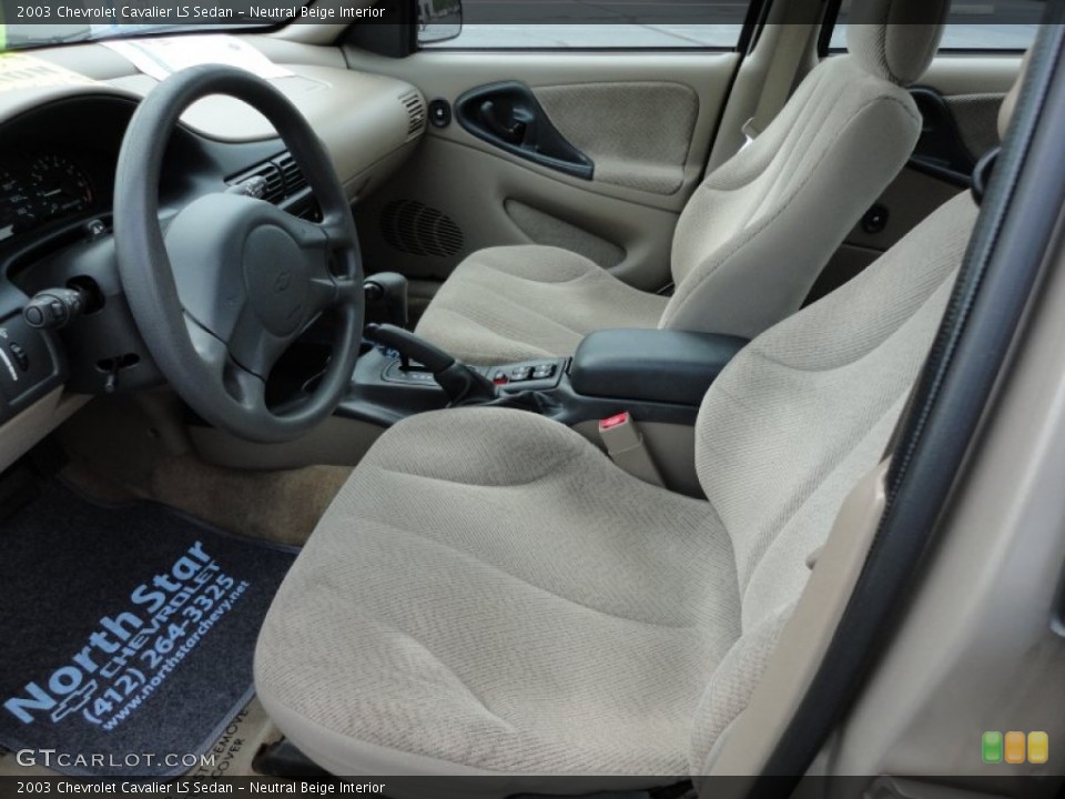 Neutral Beige Interior Photo for the 2003 Chevrolet Cavalier LS Sedan #53626993