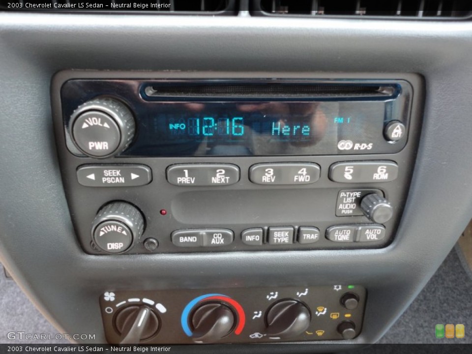 Neutral Beige Interior Controls for the 2003 Chevrolet Cavalier LS Sedan #53627110