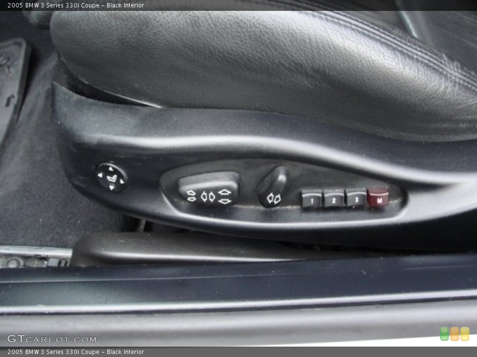 Black Interior Controls for the 2005 BMW 3 Series 330i Coupe #53633674