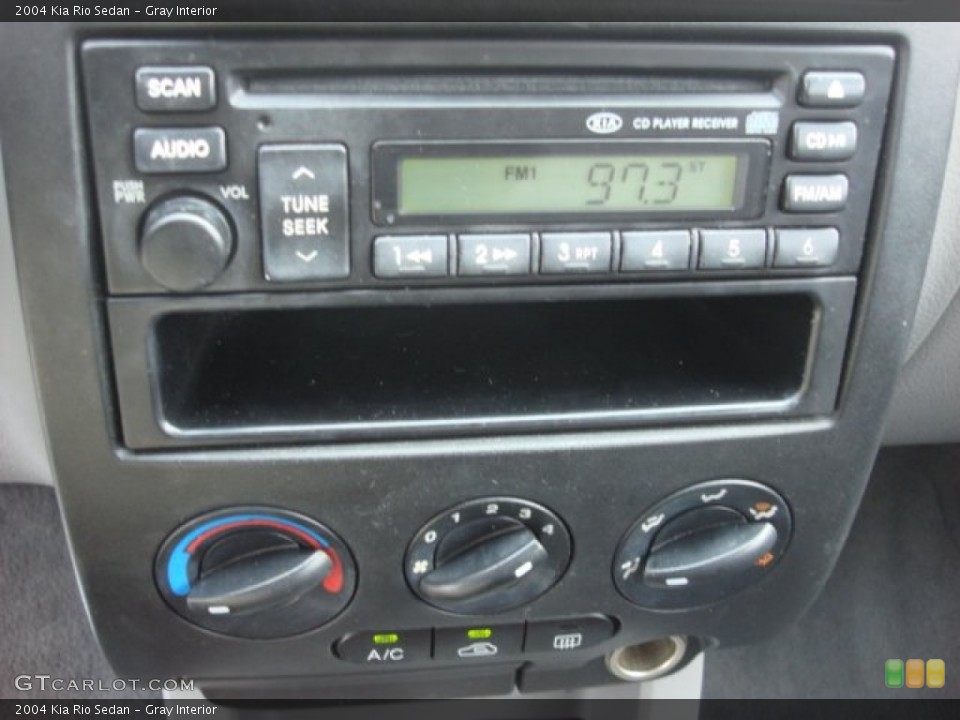 Gray Interior Audio System for the 2004 Kia Rio Sedan #53640927