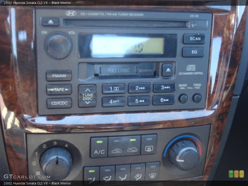 Black Interior Audio System for the 2002 Hyundai Sonata GLS V6 #53645806