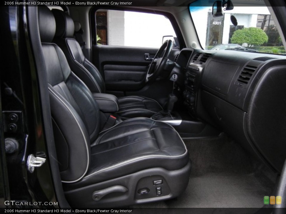 Ebony Black/Pewter Gray Interior Photo for the 2006 Hummer H3  #53651723