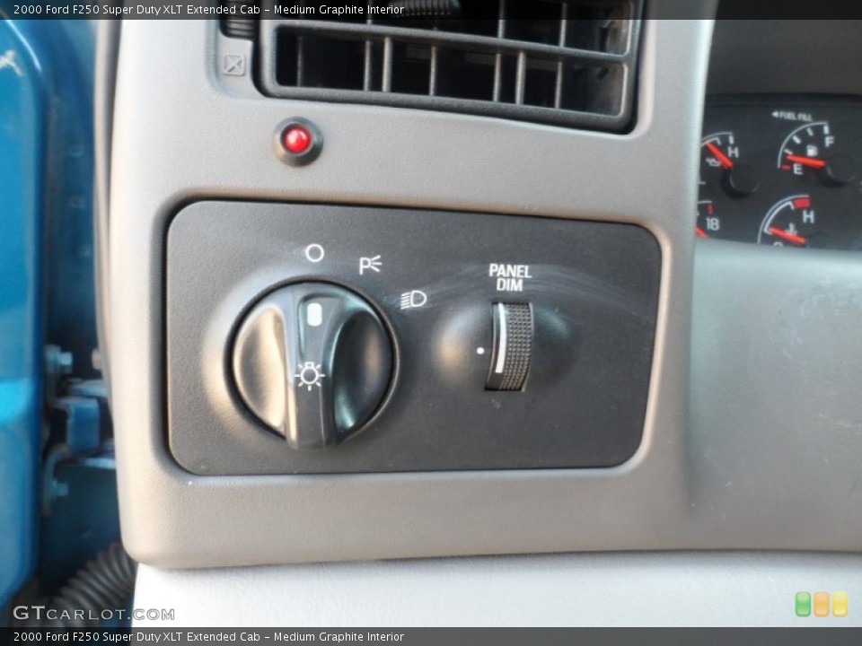 Medium Graphite Interior Controls for the 2000 Ford F250 Super Duty XLT Extended Cab #53652593