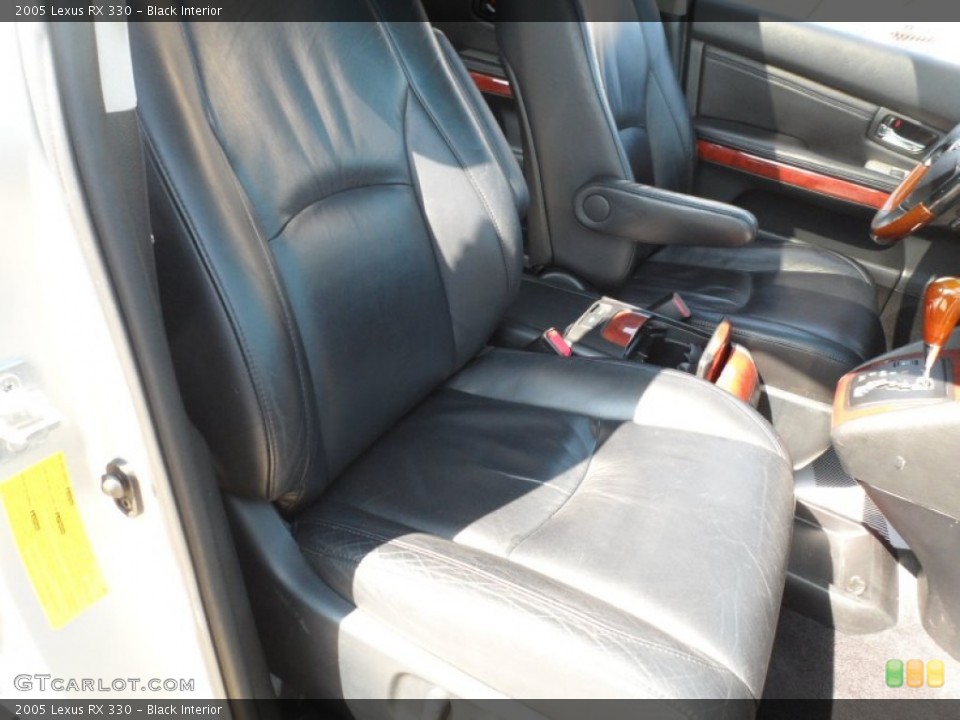 Black Interior Photo for the 2005 Lexus RX 330 #53662116