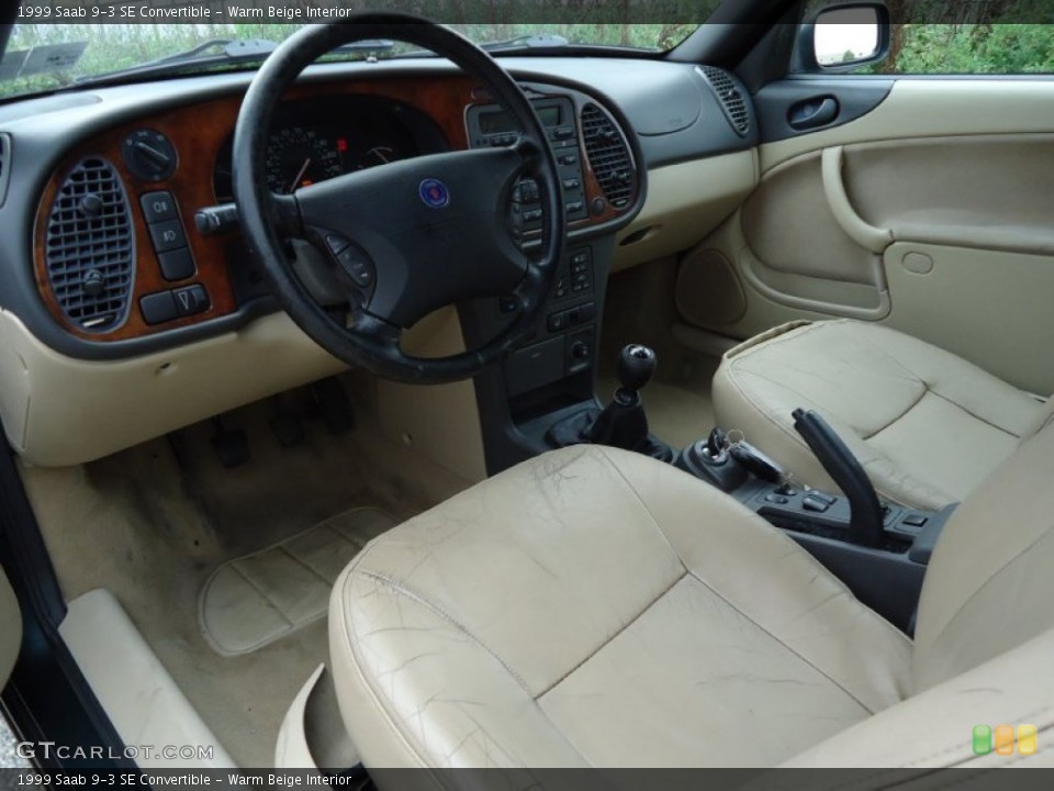 Warm Beige Interior Photo for the 1999 Saab 9-3 SE Convertible #53666519