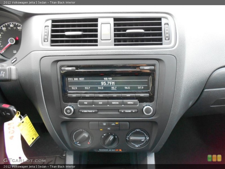 Titan Black Interior Controls for the 2012 Volkswagen Jetta S Sedan #53700678