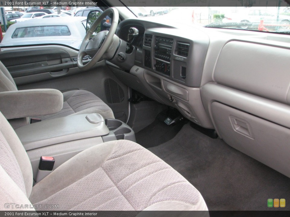 Medium Graphite Interior Photo for the 2001 Ford Excursion XLT #53704518