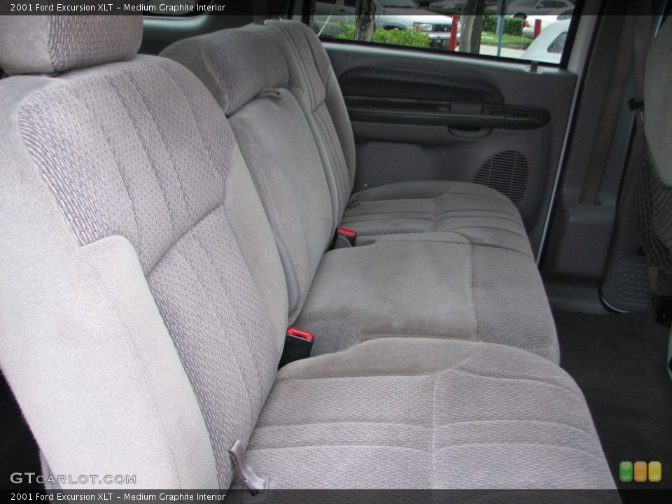 Medium Graphite Interior Photo for the 2001 Ford Excursion XLT #53704569