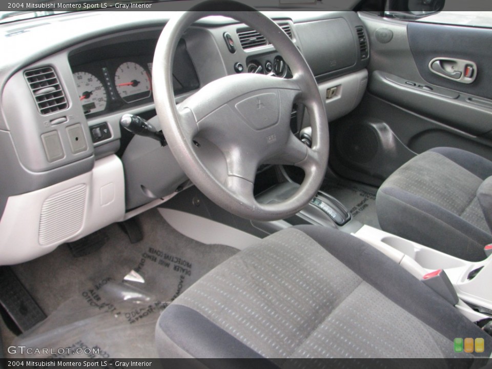 Gray 2004 Mitsubishi Montero Sport Interiors
