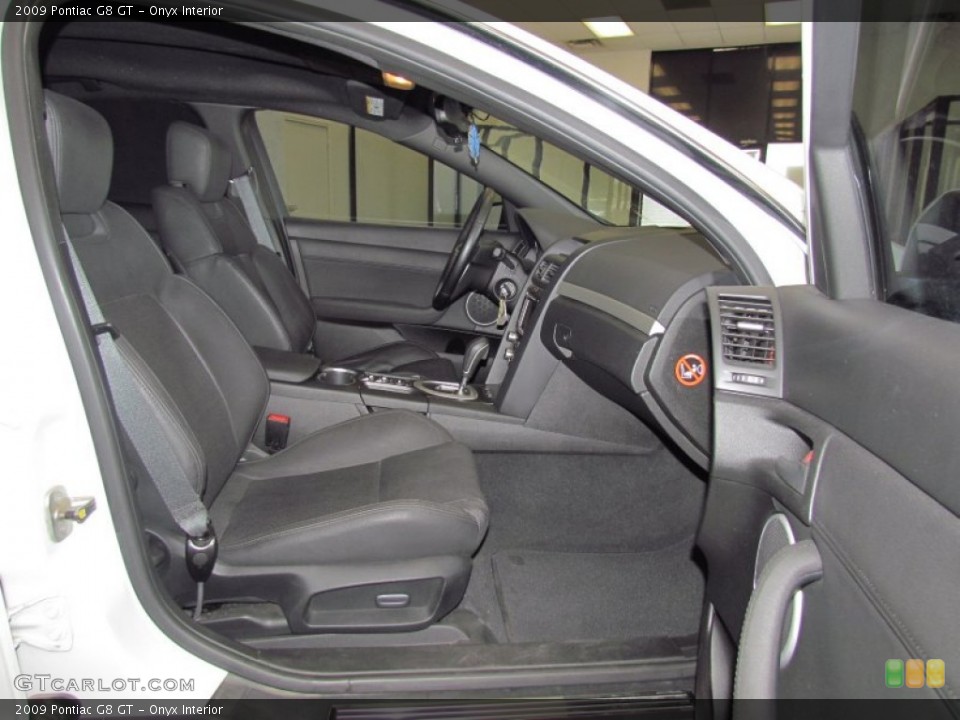 Onyx Interior Photo for the 2009 Pontiac G8 GT #53705565