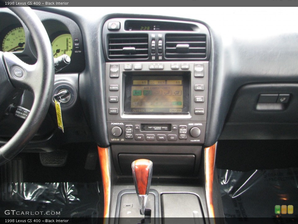 Black Interior Controls for the 1998 Lexus GS 400 #53710452