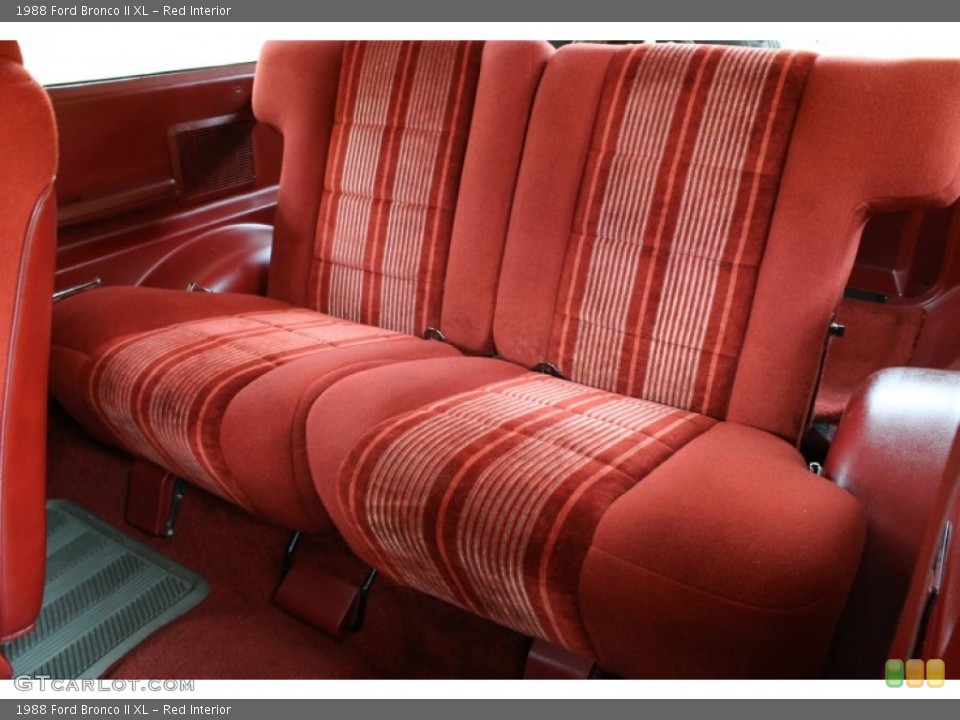 Red Interior Photo for the 1988 Ford Bronco II XL #53710497