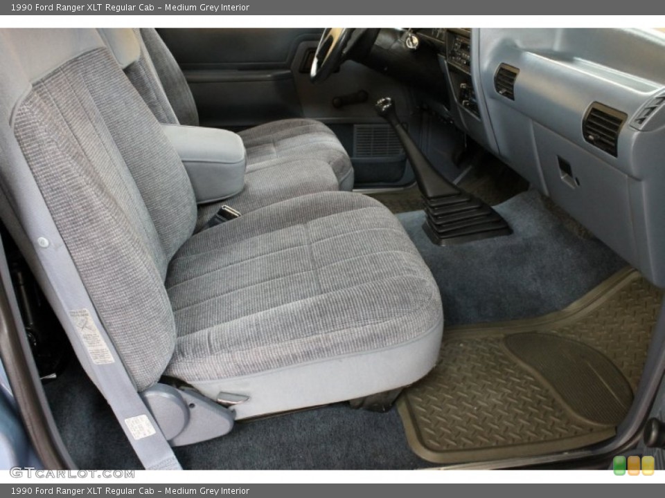 Medium Grey Interior Photo for the 1990 Ford Ranger XLT Regular Cab #53710551