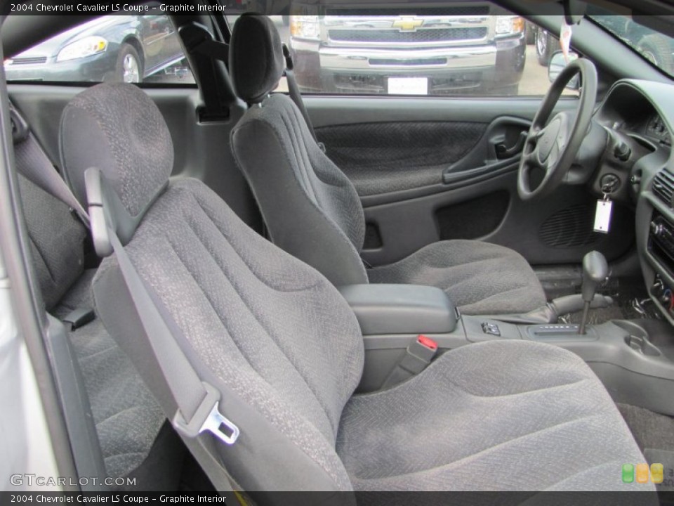 Graphite Interior Photo for the 2004 Chevrolet Cavalier LS Coupe #53724456