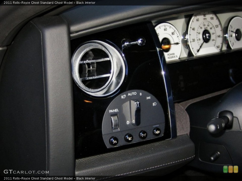 Black Interior Controls for the 2011 Rolls-Royce Ghost  #53729130