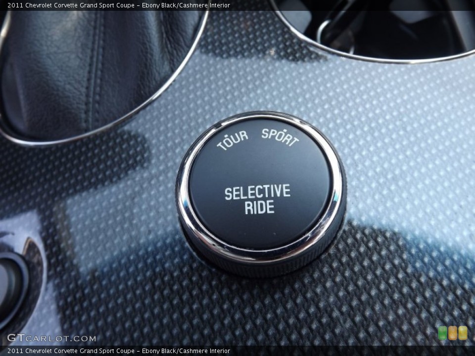 Ebony Black/Cashmere Interior Controls for the 2011 Chevrolet Corvette Grand Sport Coupe #53730828
