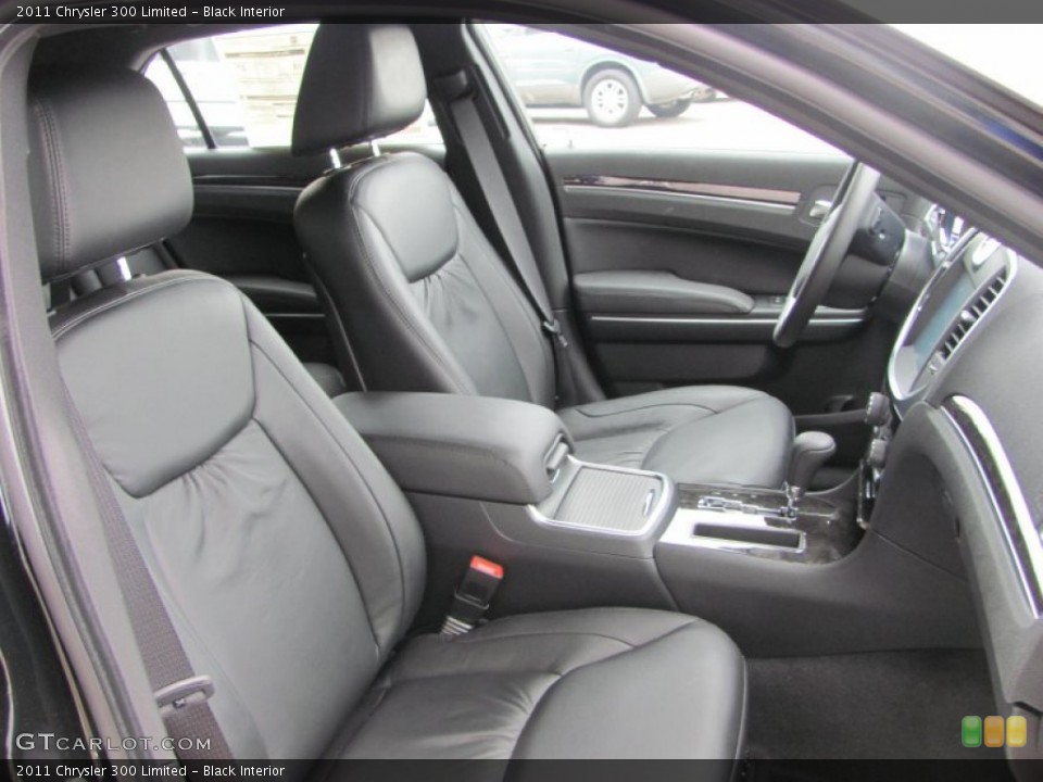 Black Interior Photo for the 2011 Chrysler 300 Limited #53732802