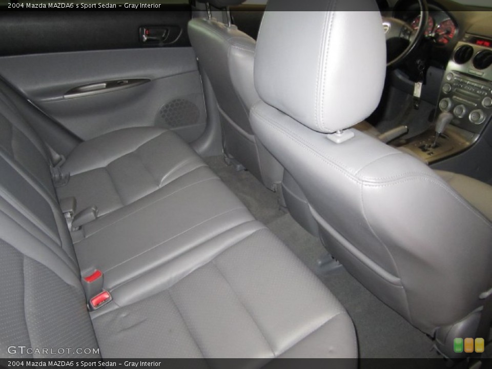 Gray Interior Photo for the 2004 Mazda MAZDA6 s Sport Sedan #53737089