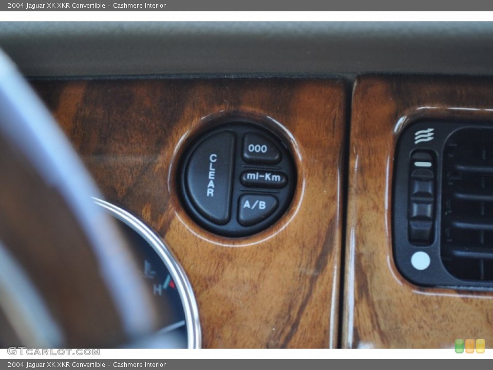 Cashmere Interior Controls for the 2004 Jaguar XK XKR Convertible #53748087