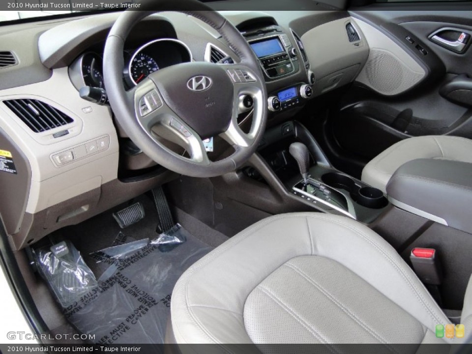 Taupe Interior Photo for the 2010 Hyundai Tucson Limited #53756237
