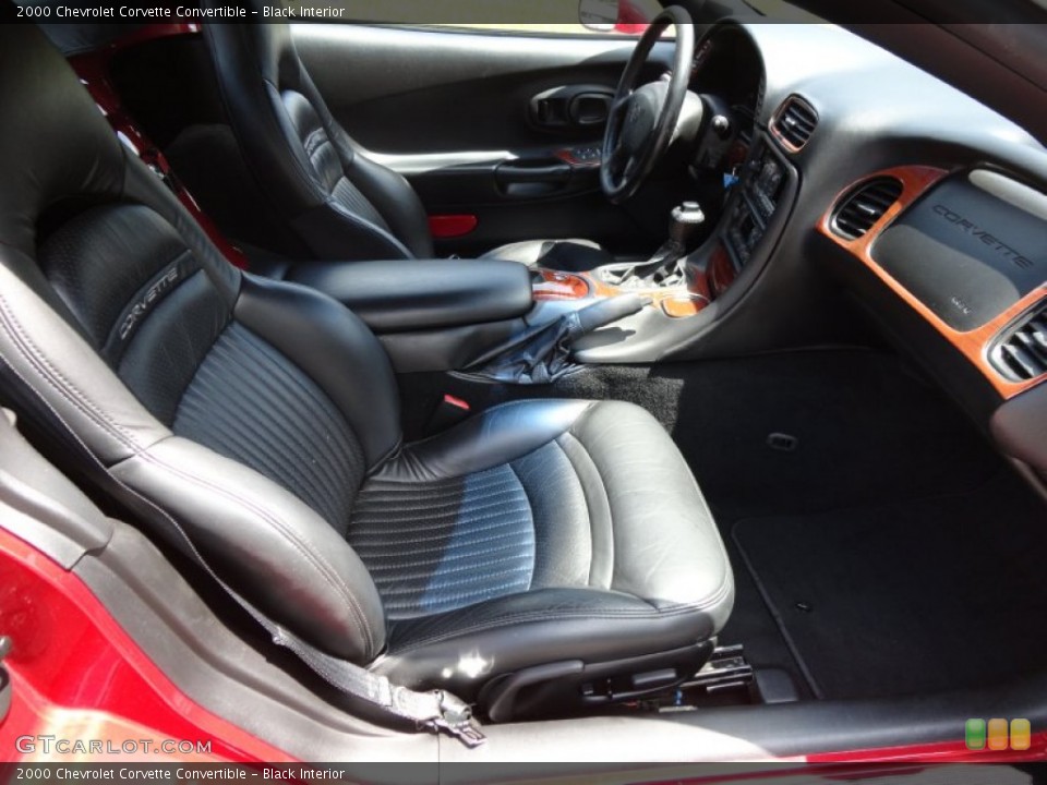 Black Interior Photo for the 2000 Chevrolet Corvette Convertible #53760890