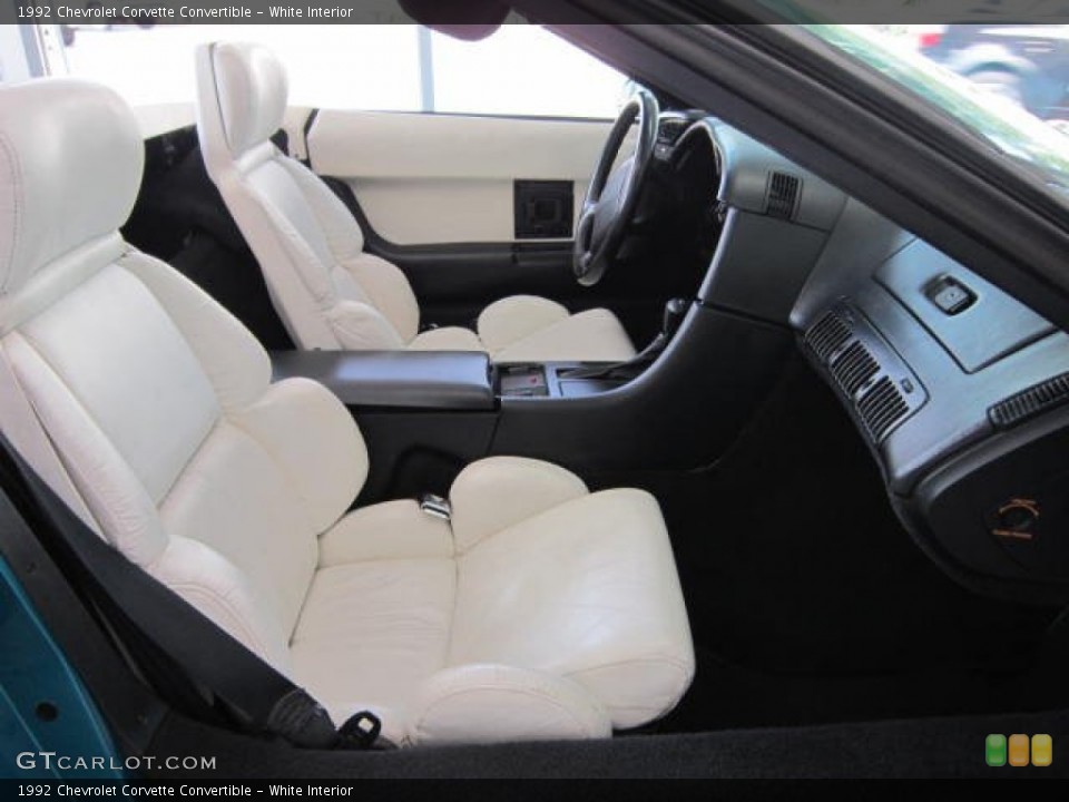 White Interior Photo for the 1992 Chevrolet Corvette Convertible #53763857