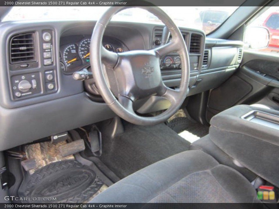 Graphite Interior Dashboard for the 2000 Chevrolet Silverado 1500 Z71 Regular Cab 4x4 #53766782