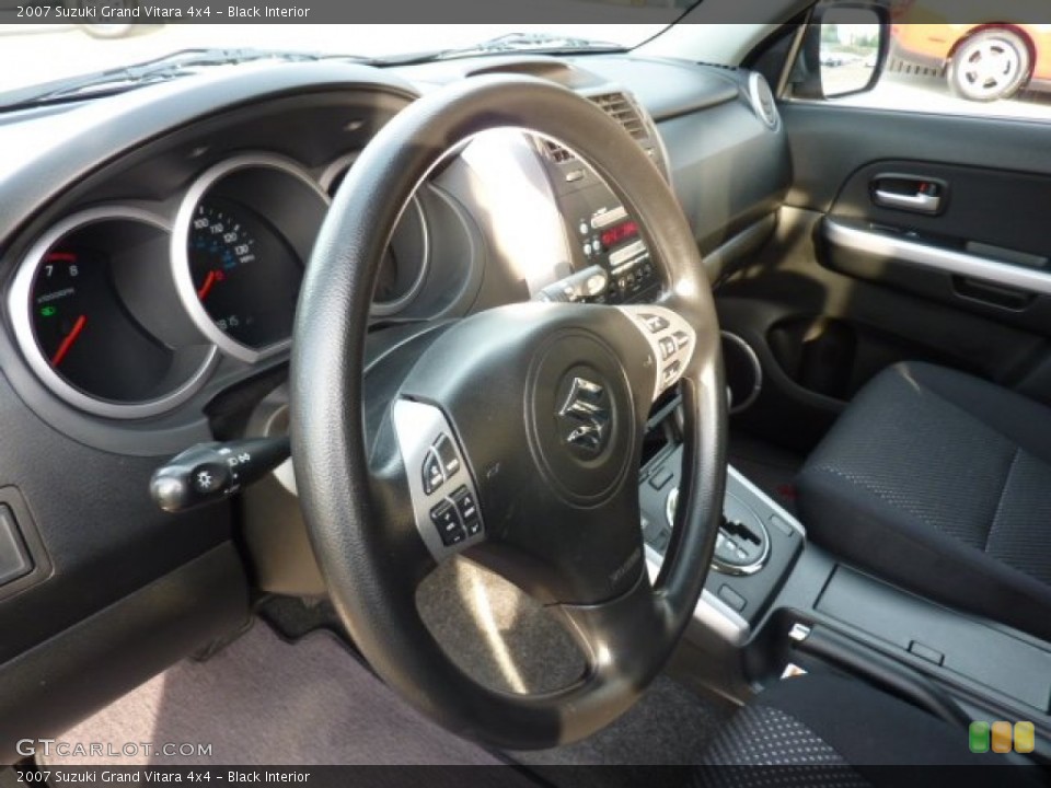 Black Interior Photo for the 2007 Suzuki Grand Vitara 4x4 #53770658