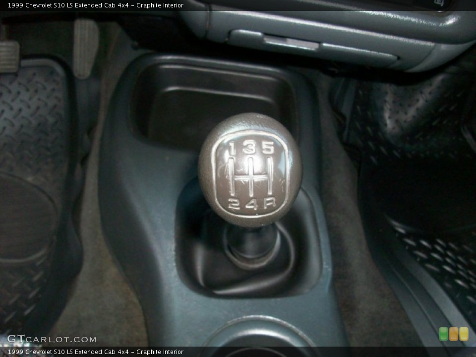Graphite Interior Transmission for the 1999 Chevrolet S10 LS Extended Cab 4x4 #53772404