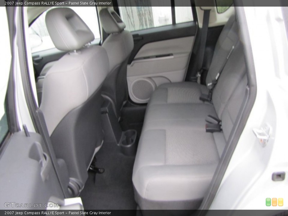 Pastel Slate Gray Interior Photo for the 2007 Jeep Compass RALLYE Sport #53778106