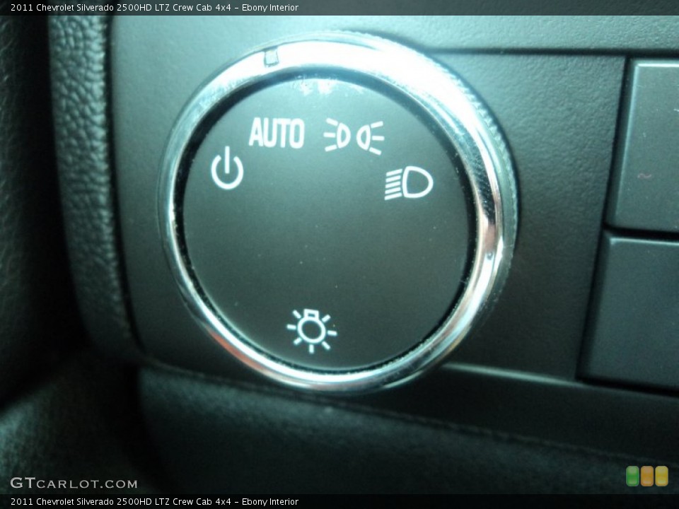 Ebony Interior Controls for the 2011 Chevrolet Silverado 2500HD LTZ Crew Cab 4x4 #53787625