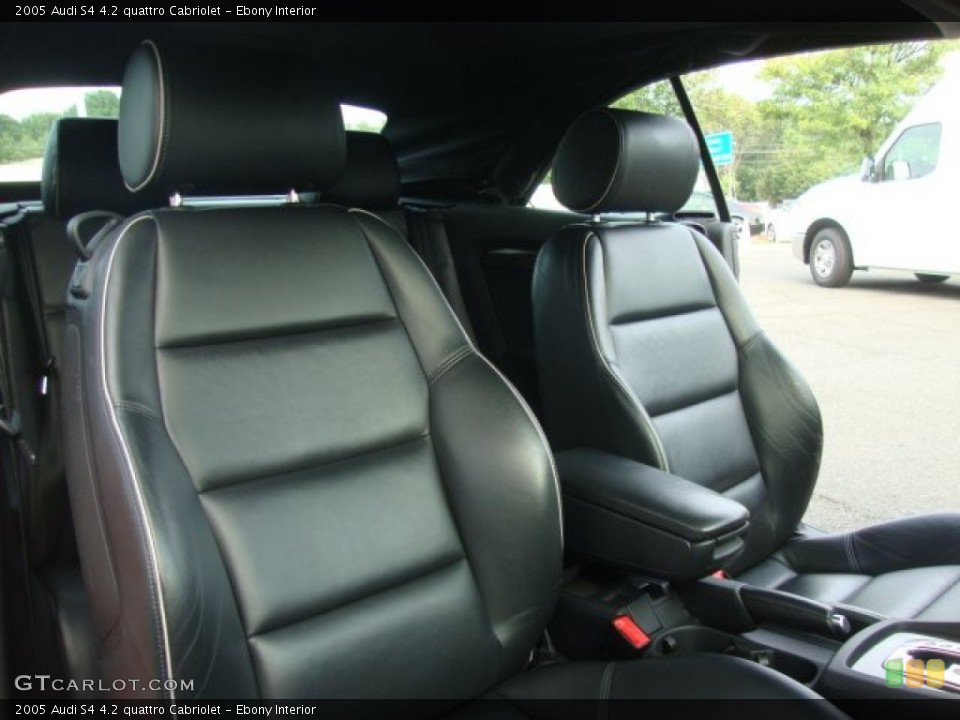 Ebony Interior Photo for the 2005 Audi S4 4.2 quattro Cabriolet #53791471