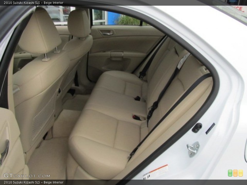 Beige Interior Photo for the 2010 Suzuki Kizashi SLS #53793496
