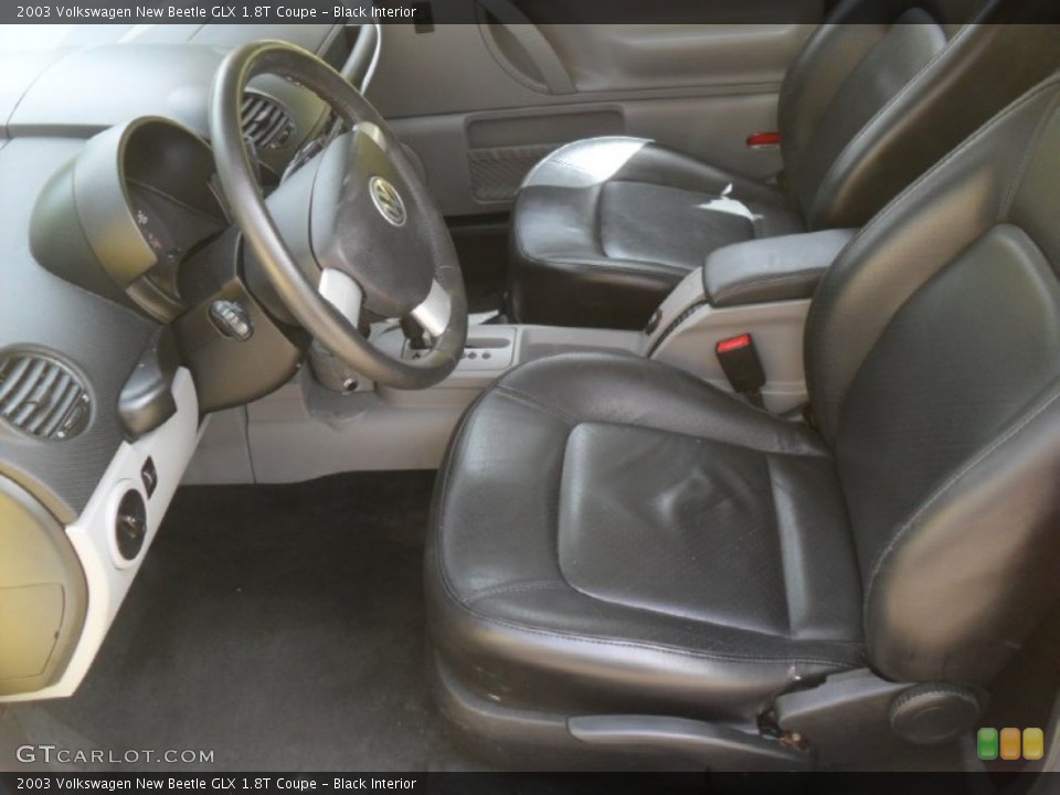 Black Interior Photo for the 2003 Volkswagen New Beetle GLX 1.8T Coupe #53793597
