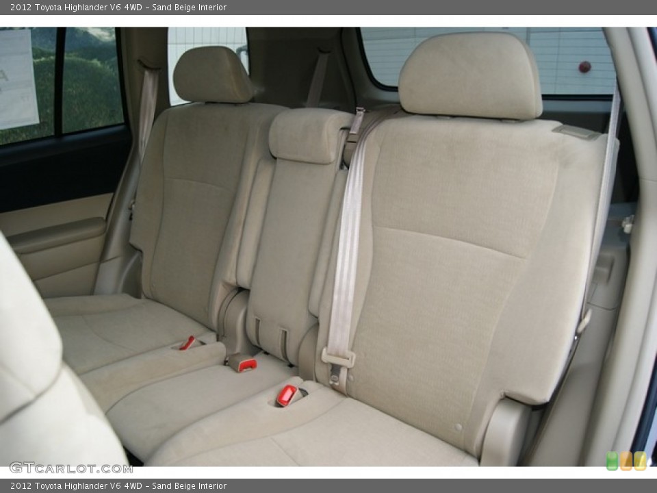 Sand Beige Interior Photo for the 2012 Toyota Highlander V6 4WD #53809804