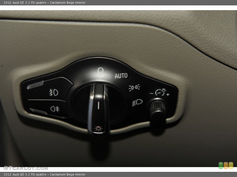 Cardamom Beige Interior Controls for the 2012 Audi Q5 3.2 FSI quattro #53815505