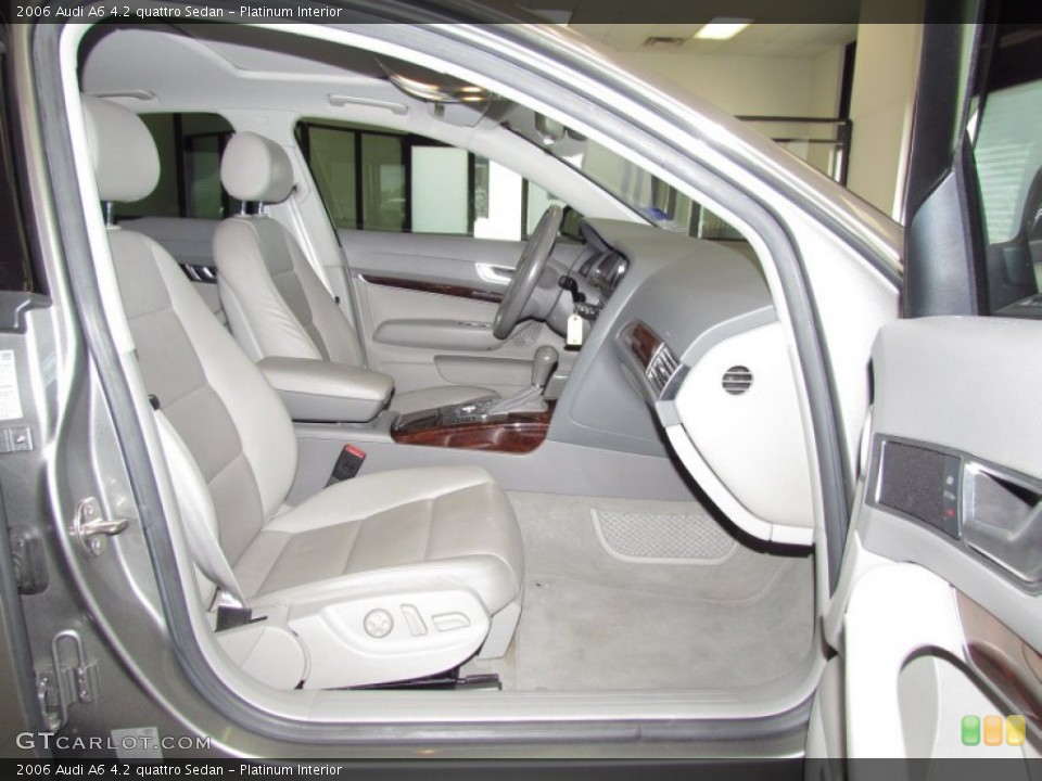 Platinum Interior Photo for the 2006 Audi A6 4.2 quattro Sedan #53817380
