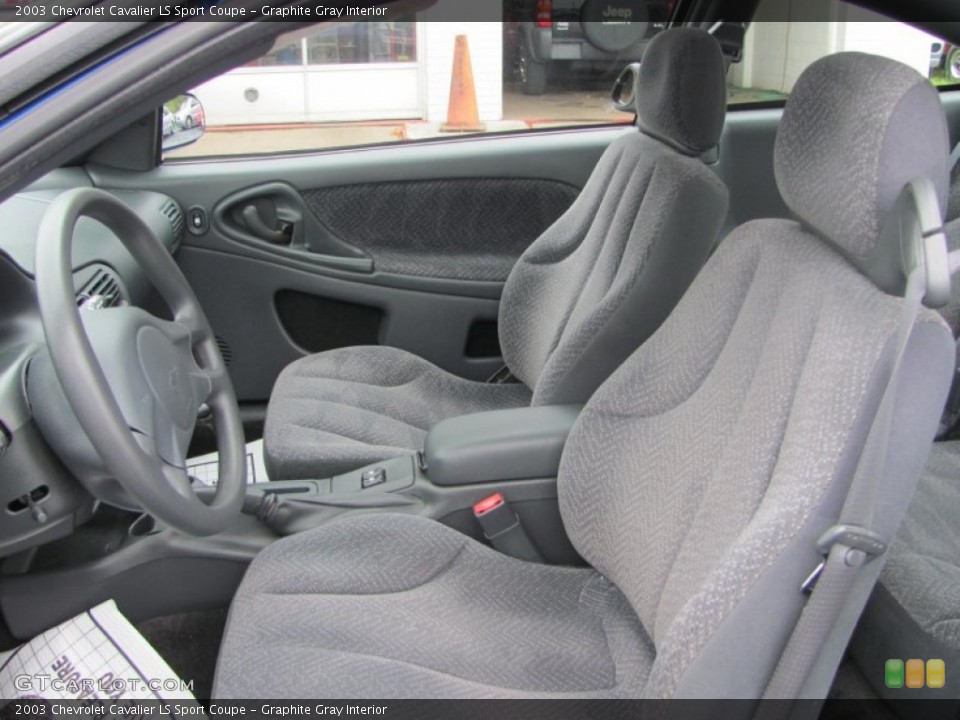 Graphite Gray Interior Photo for the 2003 Chevrolet Cavalier LS Sport Coupe #53821877