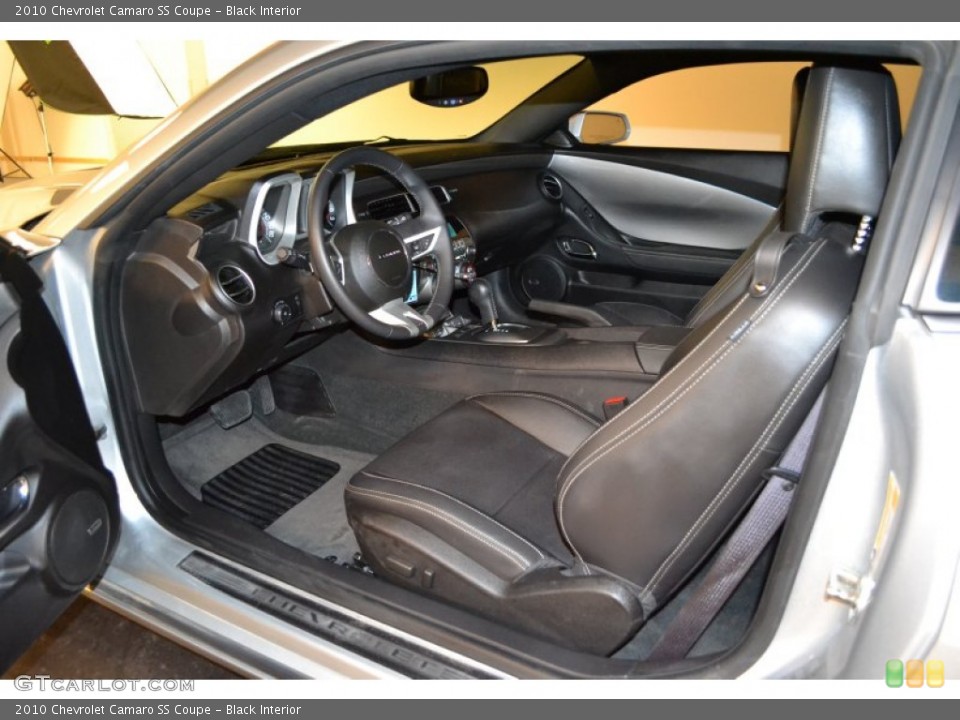 Black Interior Photo for the 2010 Chevrolet Camaro SS Coupe #53824186