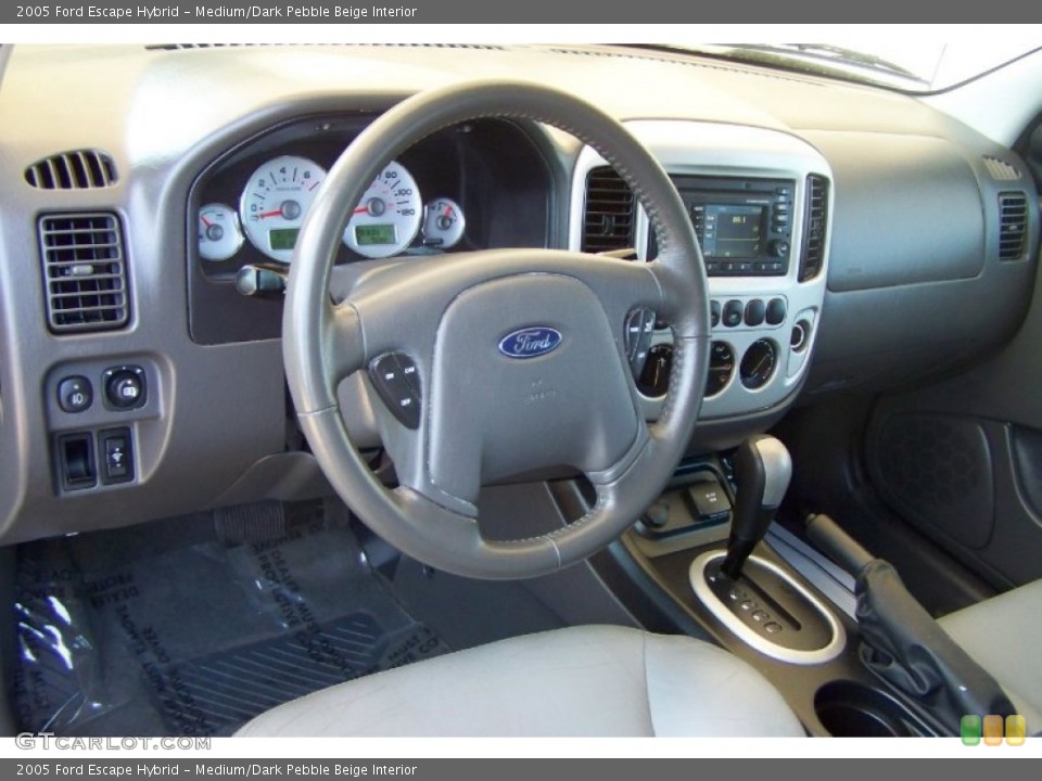 Medium/Dark Pebble Beige Interior Photo for the 2005 Ford Escape Hybrid #53831712
