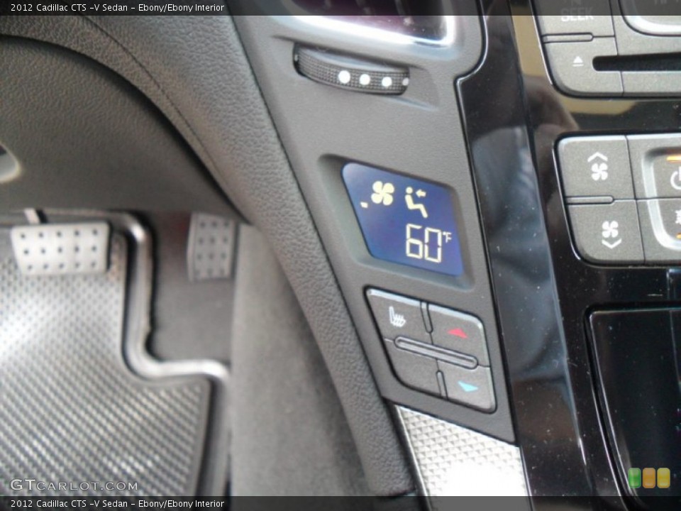 Ebony/Ebony Interior Controls for the 2012 Cadillac CTS -V Sedan #53834299