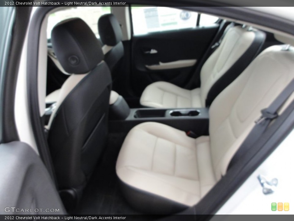 Light Neutral/Dark Accents Interior Photo for the 2012 Chevrolet Volt Hatchback #53838802