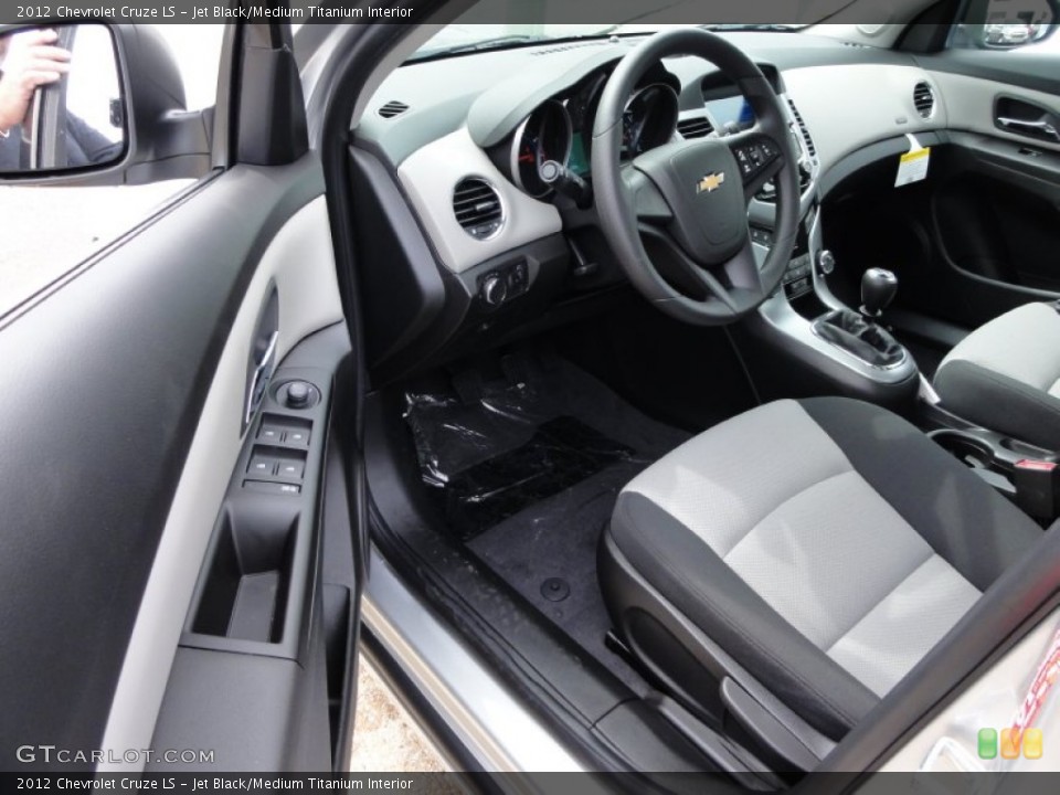 Jet Black/Medium Titanium Interior Photo for the 2012 Chevrolet Cruze LS #53838874