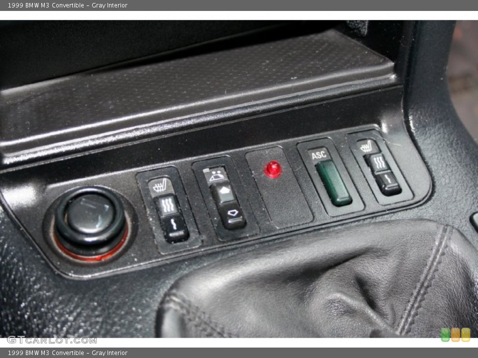 Gray Interior Controls for the 1999 BMW M3 Convertible #53840334