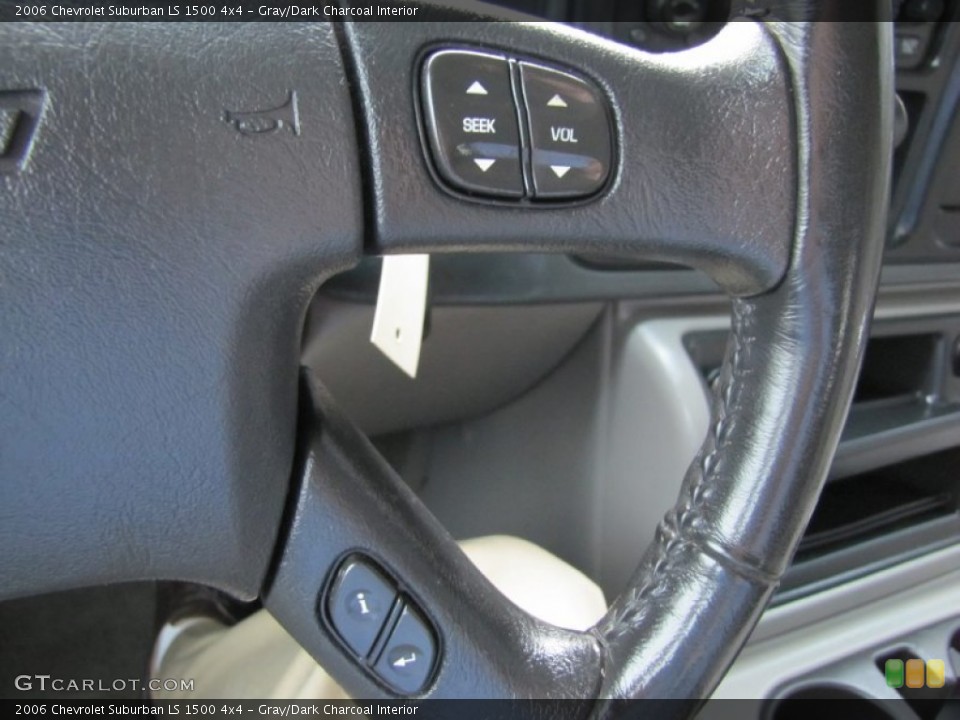 Gray/Dark Charcoal Interior Controls for the 2006 Chevrolet Suburban LS 1500 4x4 #53840562