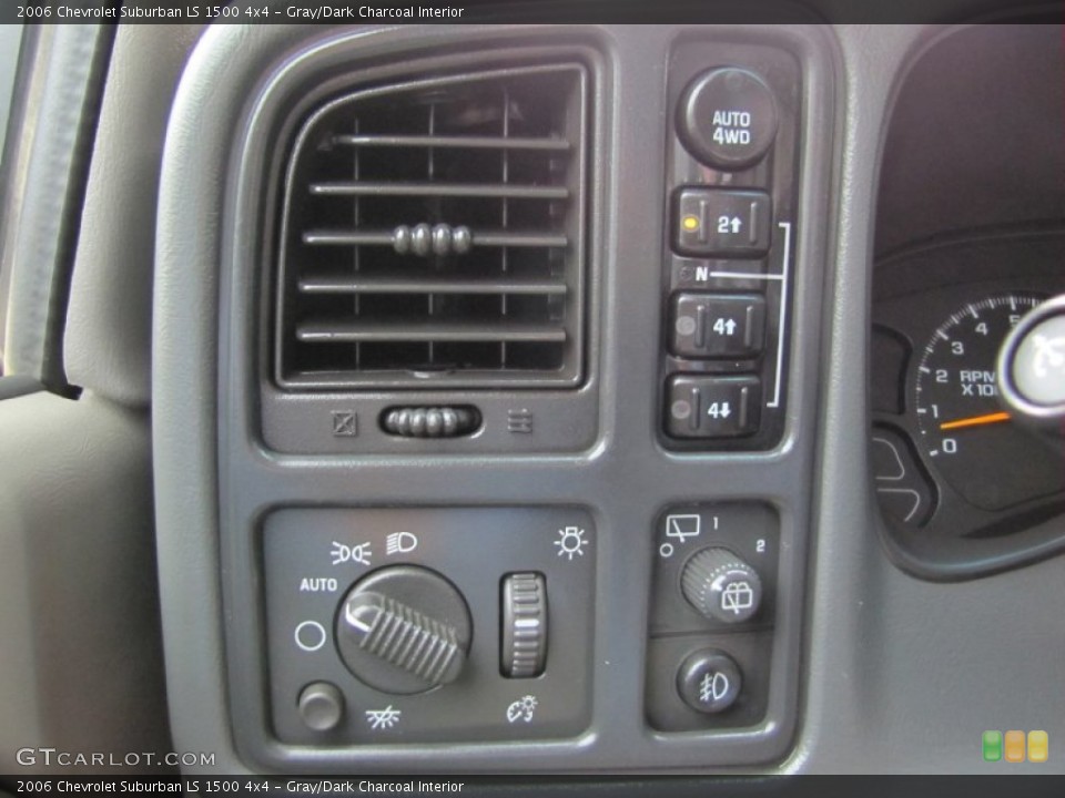 Gray/Dark Charcoal Interior Controls for the 2006 Chevrolet Suburban LS 1500 4x4 #53840580