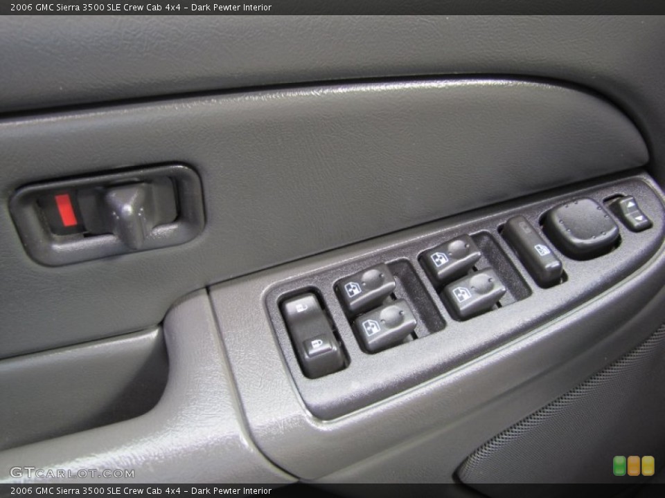 Dark Pewter Interior Controls for the 2006 GMC Sierra 3500 SLE Crew Cab 4x4 #53841345